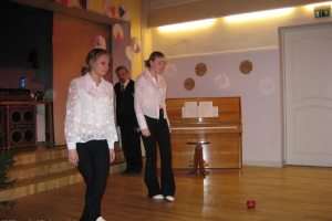 Ziemassvētku pasākums Rēzeknes logopēdiskajā skolā (18.12.2008.)_1