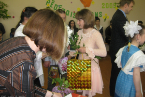 9. klases izlaidums un Pēdējais zvans 12. klasei 2009. gada 22. maijā_13