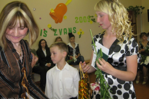 9. klases izlaidums un Pēdējais zvans 12. klasei 2009. gada 22. maijā_17