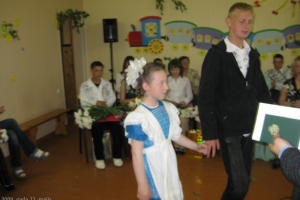 9. klases izlaidums un Pēdējais zvans 12. klasei 2009. gada 22. maijā_24