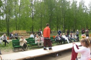 Speciālo skolu skolēnu pašdarināto tērpu 16. modes skate Lielplatonē 2009. gada 14. maijā_21