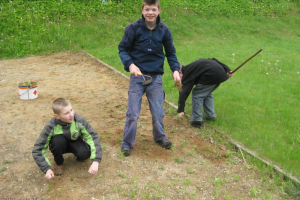 Apkārtnes uzkopšana 2010. gada 25. maijā_6