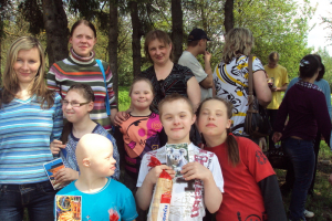  C līmeņa skolēnu un viņu vecāku ekskursija uz maizes ceptuvi 2010. gada 13. maijā_34