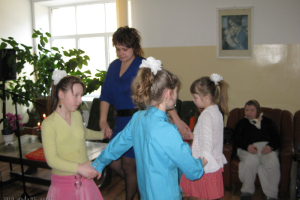  Lieldienu pasākums Maltas veco ļaužu pansionātā 2010. gada aprīlī_18