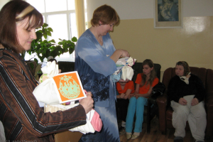  Lieldienu pasākums Maltas veco ļaužu pansionātā 2010. gada aprīlī_28