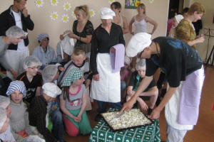 Mācību gada atskaites pasākums un izstāde 2010. gada 26. maijā_80