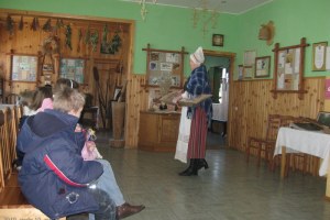 Jaunāko klašu ekskursija uz Aglonu 2010. gada martā_16