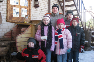 Jaunāko klašu ekskursija uz Aglonu 2010. gada martā_5