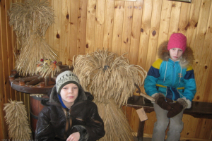 Jaunāko klašu ekskursija uz Aglonu 2010. gada martā_7