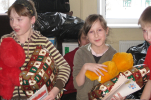 Margita dala dāvanas. 2010. gada 25. februārī_14