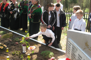 Otrā Pasaules kara upuru piemiņas pasākums 2010. gada 7. maijā_55