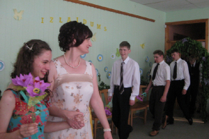 Pēdējais zvans 9. klasēm 2010. gada 21. maijā_37
