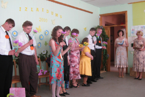 Pēdējais zvans 9. klasēm 2010. gada 21. maijā_44