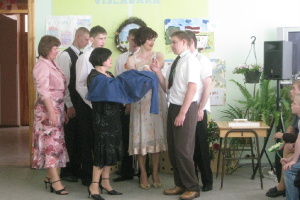 Pēdējais zvans 9. klasēm 2010. gada 21. maijā_56