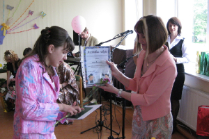 Pēdējais zvans 9. klasēm 2010. gada 21. maijā_85