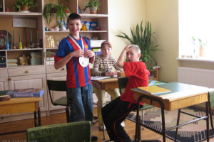 Sākumskolas atklātais pasākums 2010. gada 19. maijā_59
