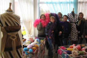  3. kursa meitenes (I. Baugules foto, 2011. gada decembris)_4
