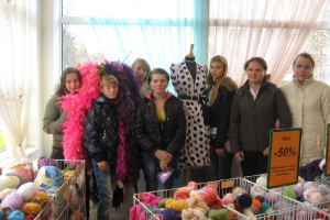  3. kursa meitenes (I. Baugules foto, 2011. gada decembris)_5