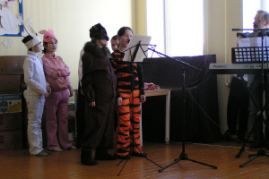 Margita dala dāvanas. 2011. gada 10. februāris_23