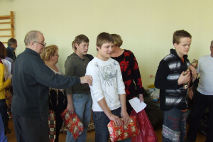 Margita dala dāvanas. 2011. gada 10. februāris_97