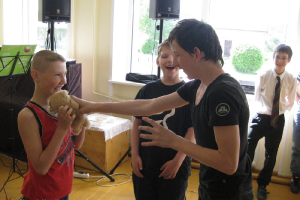Mācību gada noslēguma atskaites pasākums 2011. gada 26. maijā_22