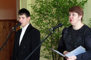  Literāri muzikālā vēstures stunda un mītiņš Otrā Pasaules kara upuru piemiņai 8. maijā (Nadežda un Jana dzied)_22