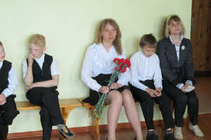  Literāri muzikālā vēstures stunda un mītiņš Otrā Pasaules kara upuru piemiņai 8. maijā (Nadežda un Jana dzied)_8