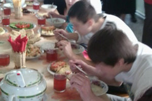 Lieldienu pasākums Ezersalas speciālajā internātpamatskolā 2012. gada 12. aprīlī_15