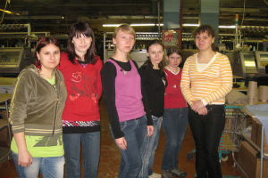 Mācību ekskursija uz Ogres trikotāžas fabriku 2012. gada 4. aprīlī (I. Baugules foto)_8