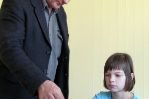 Skolā viesojas stikla suvenīru izgatavotājs A. Virbulis 2012. gada 11. aprīlī_41