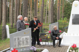  8. maijs Rozentovas kapsētā_20