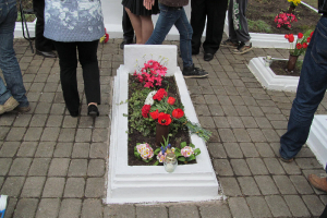  8. maijs Rozentovas kapsētā_37