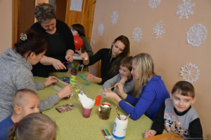  Ziemassvētku tikšanās ar Ingaru Punculi un dakteri klaunu Žuku C klašu struktūrvienībā_16