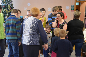  Ziemassvētku tikšanās ar Ingaru Punculi un dakteri klaunu Žuku C klašu struktūrvienībā