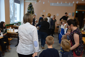  Ziemassvētku tikšanās ar Ingaru Punculi un dakteri klaunu Žuku C klašu struktūrvienībā_80