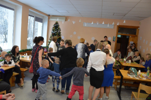  Ziemassvētku tikšanās ar Ingaru Punculi un dakteri klaunu Žuku C klašu struktūrvienībā_81
