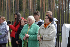 II Pasaules kara upuru piemiņas brīdis 8. maijā_11