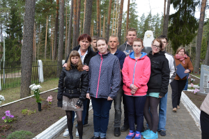 II Pasaules kara upuru piemiņas brīdis 8. maijā_31