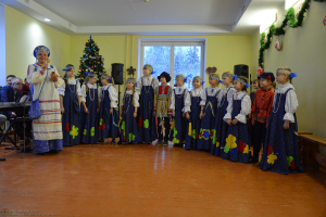 Skolā viesojas Tēvs Aleksejs un ansamblis 