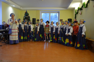 Skolā viesojas Tēvs Aleksejs un ansamblis 