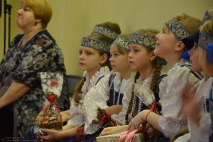 Skolā viesojas Tēvs Aleksejs un ansamblis 