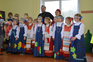 Tikšanās ar Tēvu Alekseju un ansambli Zdravinka 27. aprīlī_84