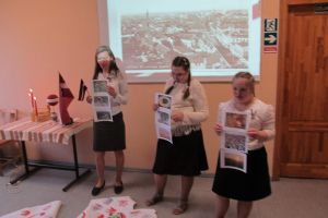 Latvijas simtgades svinības C klasēs_16