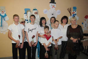Ziemassvētku vecītis apciemo C klašu struktūrvienību_44