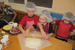 Mazo pavāru skola 28. martā